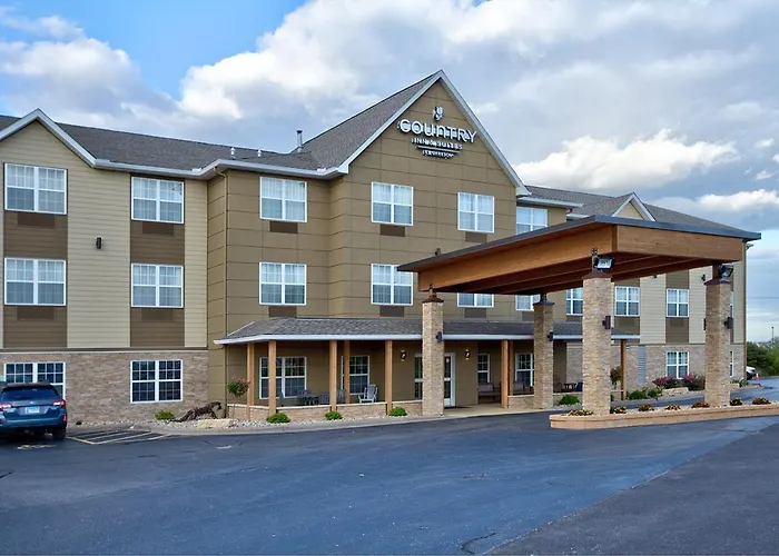 Country & By Radisson, Airport Hotel