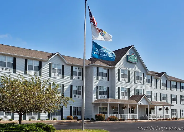 Hotel Country & By Radisson, Airport