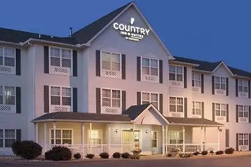 Country & By Radisson, Airport 3*